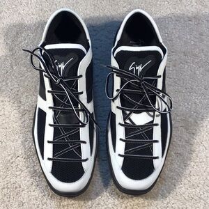 Giuseppe Zanotti Made in Italy.